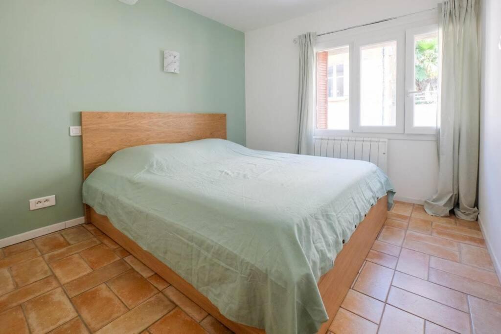 Appartement Centre Ville St Maxime, Plage A Pied Sainte-Maxime Eksteriør bilde