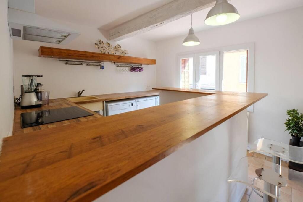 Appartement Centre Ville St Maxime, Plage A Pied Sainte-Maxime Eksteriør bilde